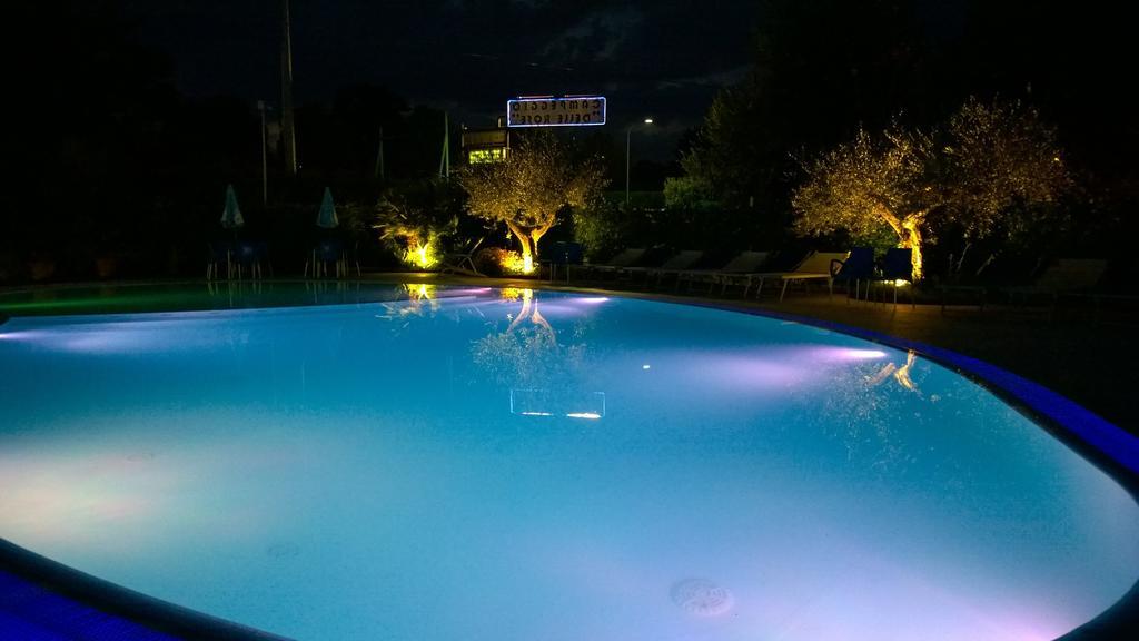 Campeggio Delle Rose Moniga del Garda ภายนอก รูปภาพ